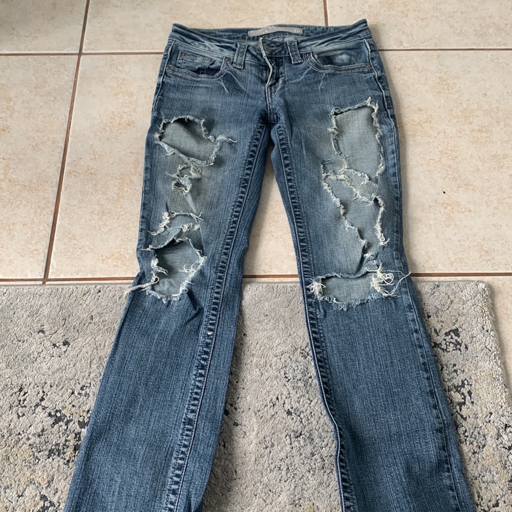 Refuge size 2 low rise blue denim jeans distress hole - Picture 6 of 8